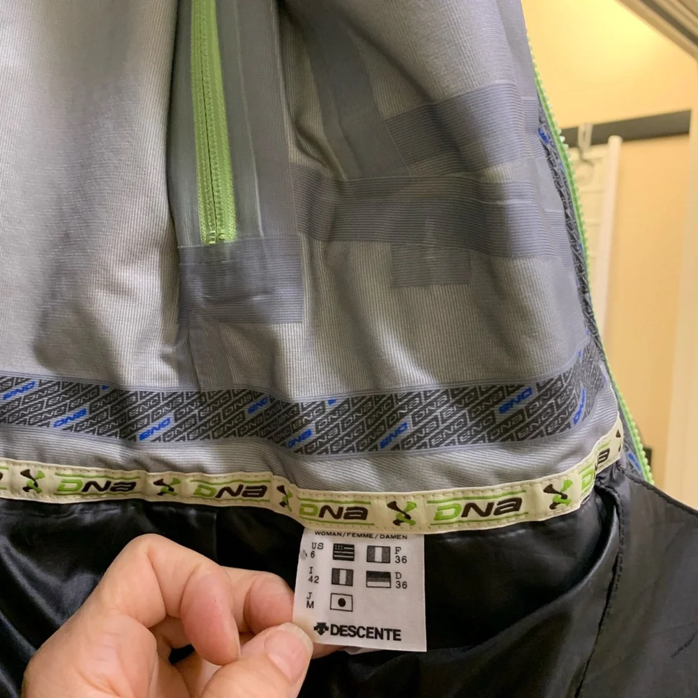 DNA shell - Picture 2 of 5